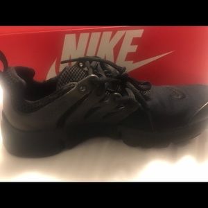 Nike Presto (GS) Youth size 4